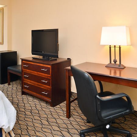 Holiday Inn Hotel & Suites Chicago - Downtown, An Ihg Hotel Exterior foto
