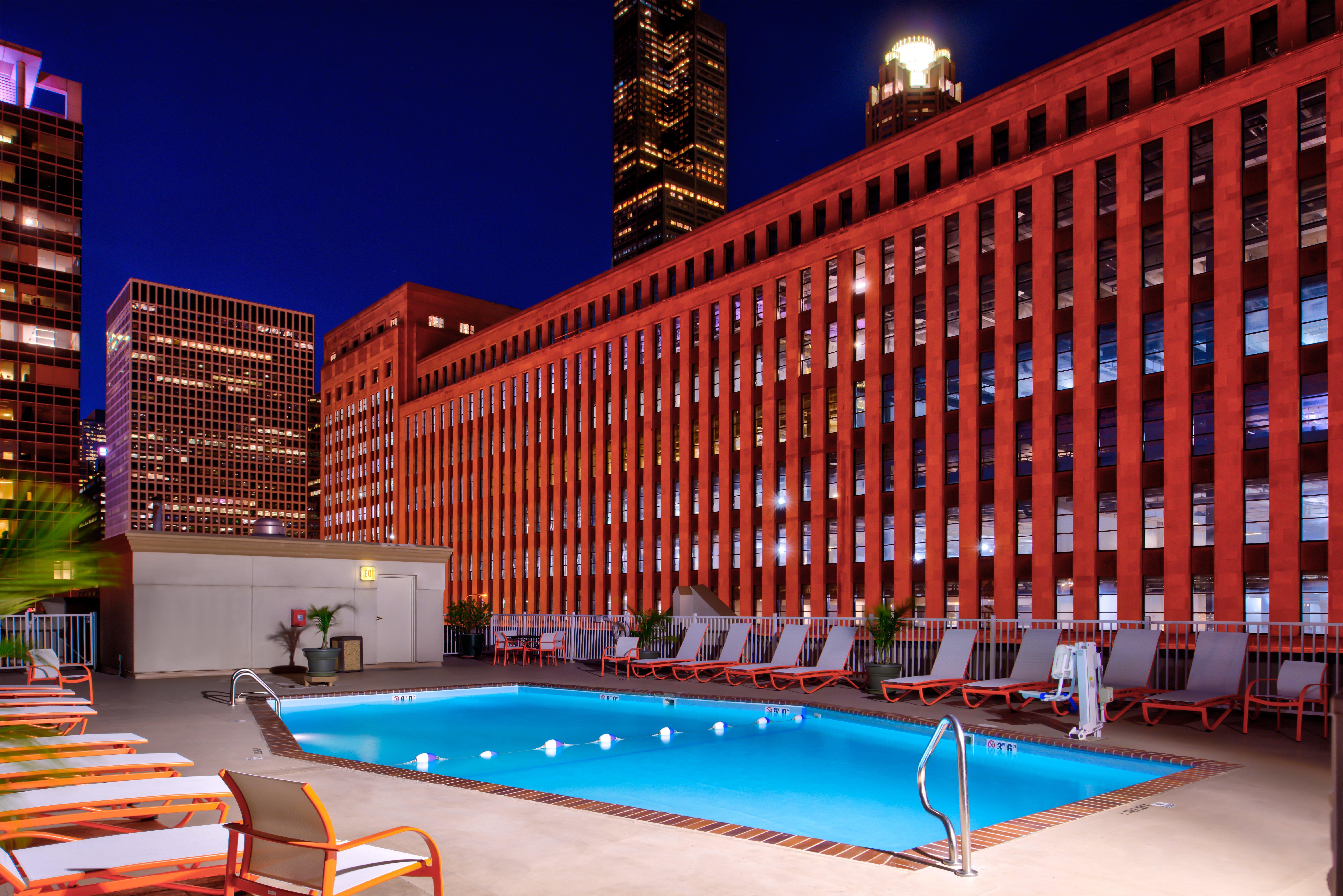 Holiday Inn Hotel & Suites Chicago - Downtown, An Ihg Hotel Exterior foto